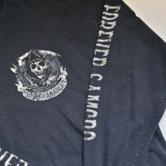 Sons of Anarchy Men's Graphic Shirt - Picture 5 of 5